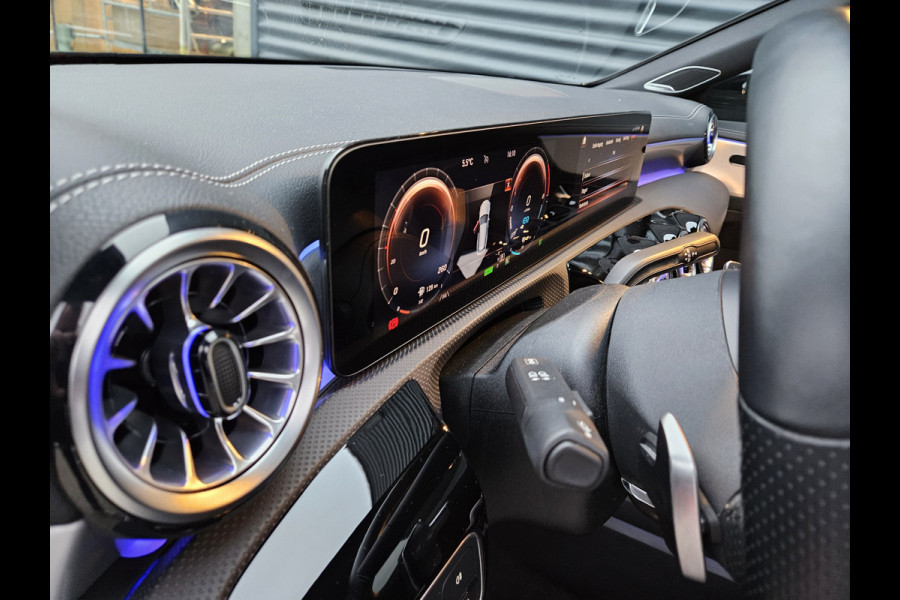 Mercedes-Benz CLA-Klasse Shooting Brake 250 e AMG Night Edition Plug In Hybrid PHEV | Panodak | Burmester | 360 Camera | Alcantara Sportstoelen Memory | Widescreen Navi | Sfeerverlichting | Apple Carplay |