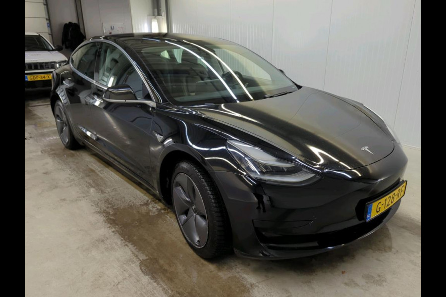 Tesla Model 3 Standard RWD Plus 60 kWh Autopilot+Full Self Driving Navi Panoramadak Leder PDC VA Camera