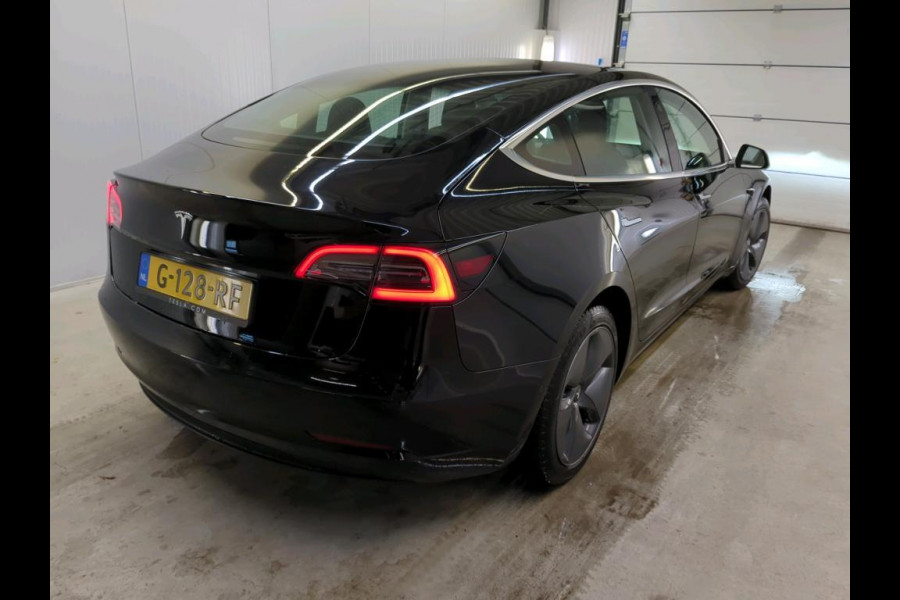 Tesla Model 3 Standard RWD Plus 60 kWh Autopilot+Full Self Driving Navi Panoramadak Leder PDC VA Camera