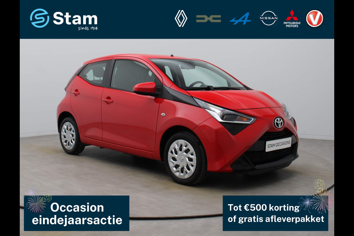 Toyota Aygo 73pk VVT-i x-play limited Airco | Camera | Carplay | 5-Deurs