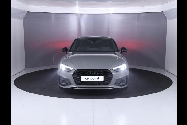 Audi A5 Sportback 35 TFSI S edition Competition 150 pk S-tronic | Verlengde garantie | Navigatie | Parkeersensoren | Stoelverwarming | S-Line |