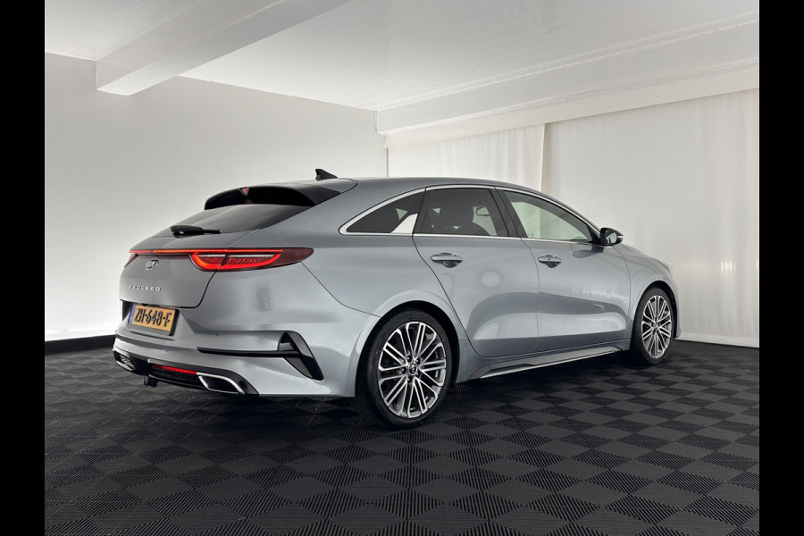 Kia ProCeed 1.6 CRDi GT-PlusLine-Sportpack Aut. *PANO | JBL-AUDIO | FULL-LED | LEATHER-ALCANTARA | KEYLESS | MEMORY-PACK | ADAPTIVE-CRUISE | CAMERA | LANE-ASSIST | SPORT-SEATS | NAVI-FULLMAP | SHIFT-PADDLES | DAB+ | TOWBAR | 18''ALU*