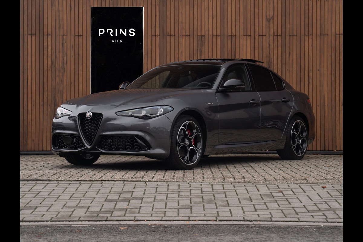 Alfa Romeo Giulia 2.0T 280pk Veloce AWD MY24 | Pano-dak | Harman/Kardon | ADAS 2 | CarPlay