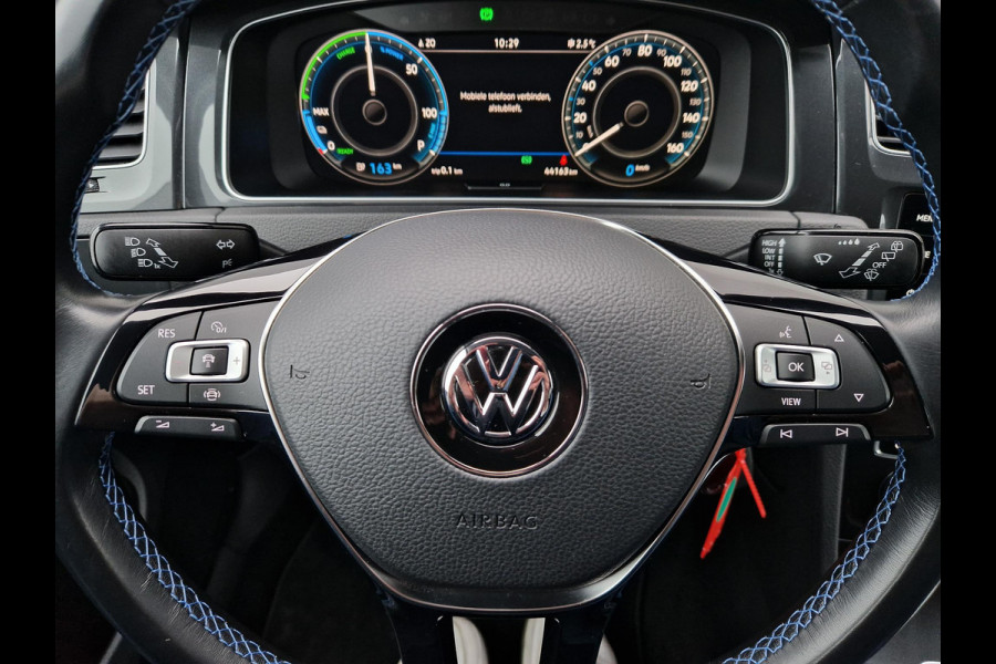 Volkswagen e-Golf E-DITION | Navi | ACC | DAB | Apple Carplay / Android Auto | Stoelverwarming |