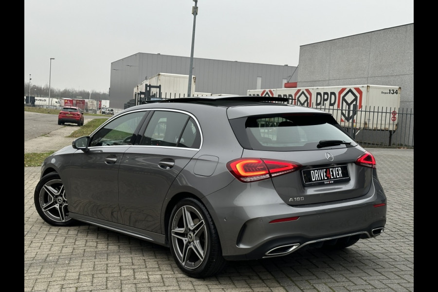 Mercedes-Benz A-Klasse 180 B.Sol AMG PANO NAVI CAMERA CR CONTROL PDC WIDESCREEN