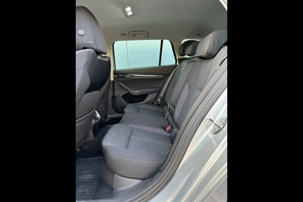 Škoda Octavia Combi 1.4 TSI iV BnsEd. STANDKACHEL NAVI PDC CR CONTROL ELEK PAKKET EC