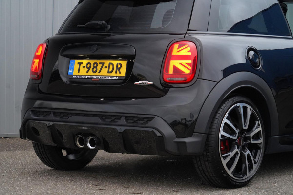 MINI Mini 2.0 John Cooper Works JCW Pack / Schuifdak / Camera / Leder / Navigatie / Stoelverw. / Automaat