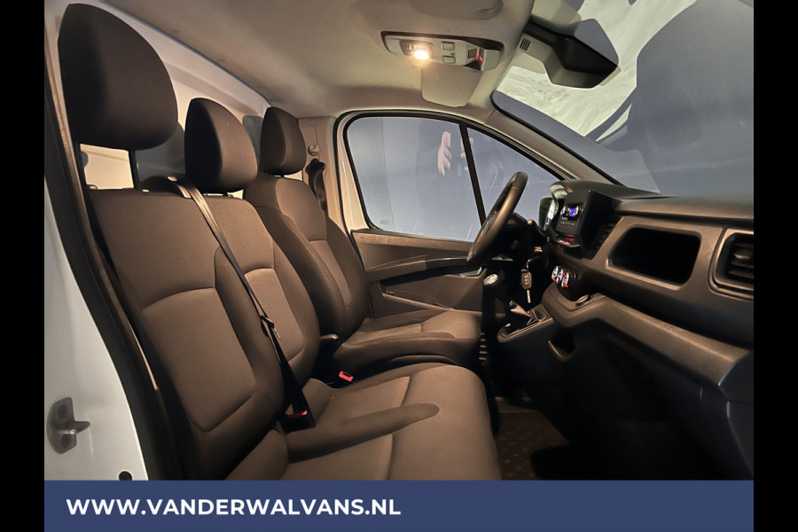 Renault Trafic 2.0 dCi L2H1 Euro6 Airco | LED | Cruisecontrol | Trekhaak Parkeersensoren, Bijrijdersbank