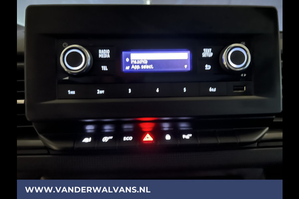 Renault Trafic 2.0 dCi L2H1 Euro6 Airco | LED | Cruisecontrol | Trekhaak Parkeersensoren, Bijrijdersbank