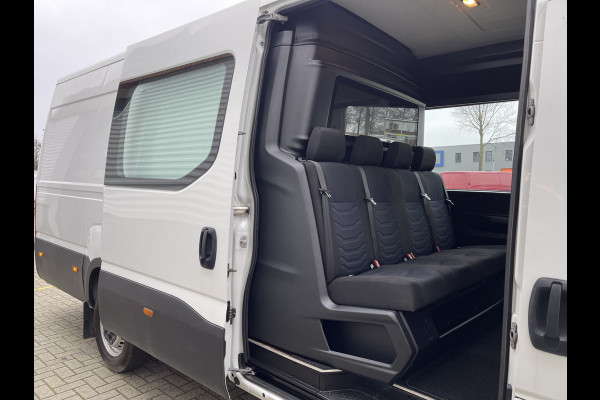 Iveco Daily 35S16V 2.3 410 L4H2 DC 7 persoons / vaste prijs rijklaar € 29.950 ex btw / lease vanaf € 536 / mag 3500 kg trekken / climate control / euro 6 diesel / 270 graden achterdeuren !