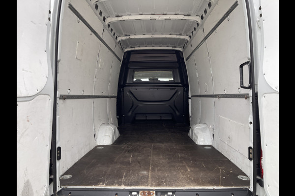 Iveco Daily 35S16V 2.3 410 L4H2 DC 7 persoons / vaste prijs rijklaar € 29.950 ex btw / lease vanaf € 536 / mag 3500 kg trekken / climate control / euro 6 diesel / 270 graden achterdeuren !