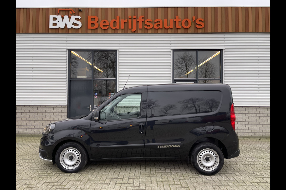 Fiat Dobló Cargo 1.6 MJ L1H1 S Trekking / vaste prijs rijklaar € 13.950 ex btw / lease vanaf € 256 / airco / cruise control / zwart metallic / Apple Carplay Android Auto / euro 6 diesel !