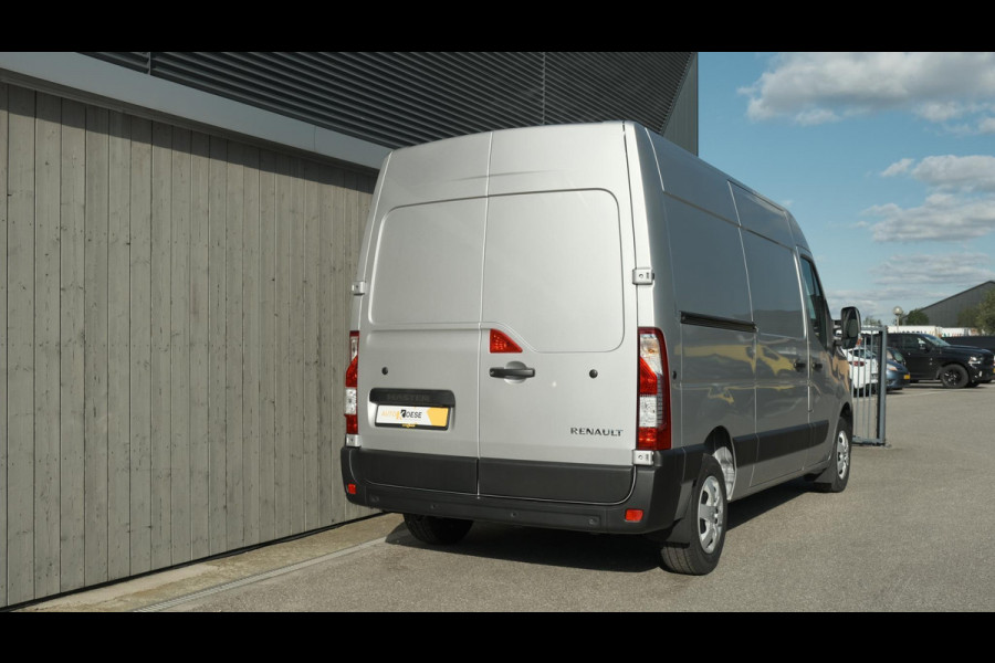 Renault Master T35 2.3 dCi 150 L2H2 Energy Comfort | Direct Leverbaar | Camera | R-Link Navigatie | Parkeersensoren