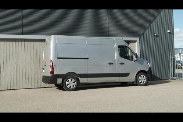 Renault Master T35 2.3 dCi 150 L2H2 Energy Comfort | Direct Leverbaar | Camera | R-Link Navigatie | Parkeersensoren