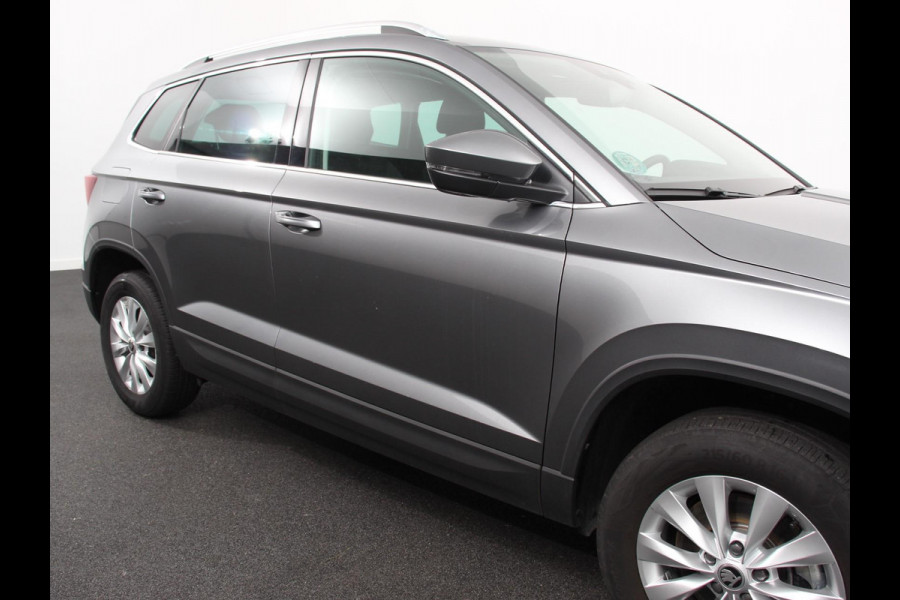 Škoda Karoq 1.5 TSI 150pk DSG Ambition | Navigatie | Apple Carplay/Android Auto | Camera | Climate Control | Adaptive Cruise control | Lichtmetalen Velgen