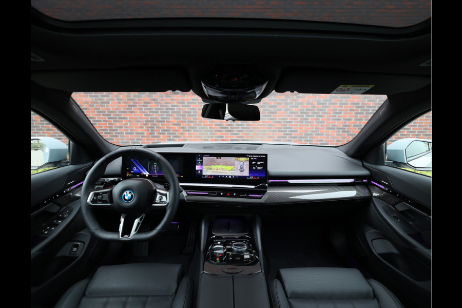 BMW 5 Serie Touring 530e *Pano*HUD*H/K*Trekhaak*