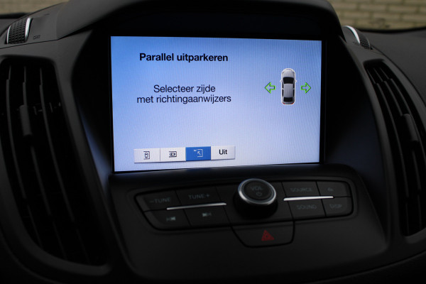 Ford Kuga 1.5 EcoBoost Titanium | Afneembare trekhaak | Keyless | Navigatie