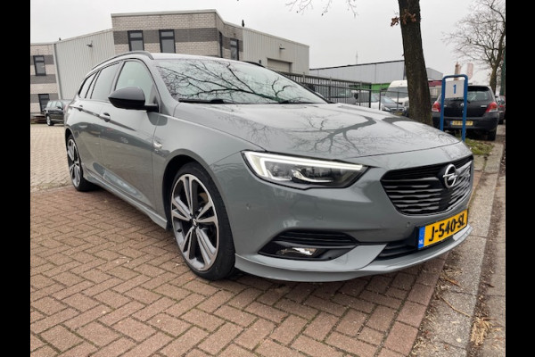 Opel Insignia Sports Tourer 2.0 BiTurbo 4x4 GSi Exclusive Automaat Full Options Nw prijs 74.000,=