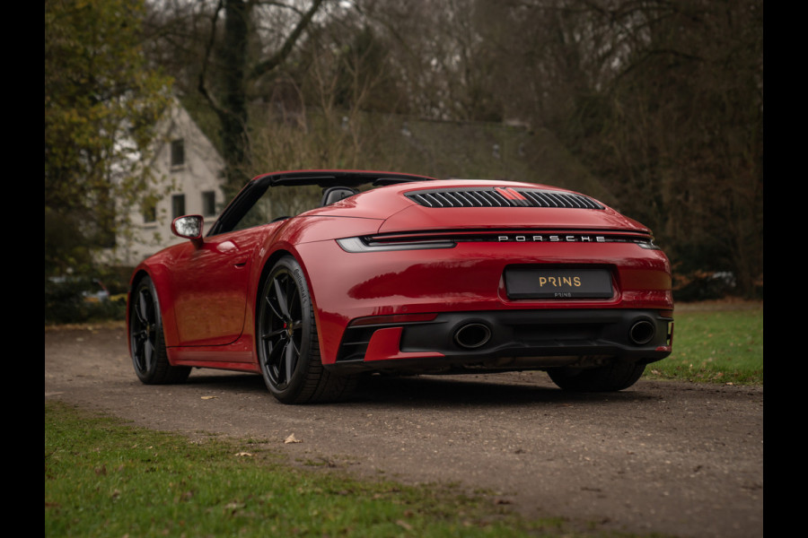 Porsche 911 Cabrio 992 Carrera 4S | SportDesign | PASM | Bose | Sportstoelen Plus | Sport Chrono