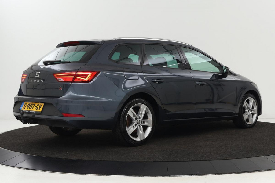 Seat Leon 1.6 TDI FR Intens | Beats Sound | Carplay | Sportstoelen | Navigatie | Keyless | Climate control | PDC | Cruise control