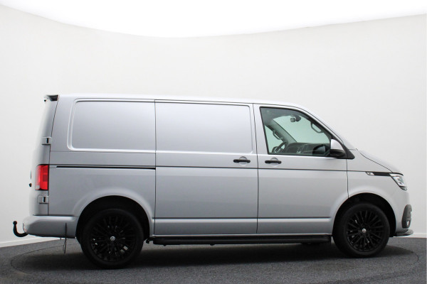 Volkswagen Transporter 2.0 TDI DSG L1H1 Highline 3-Zits, LED, ACC, Leer, Apple CarPlay, Camera, Standkachel, Trekhaak, 18''