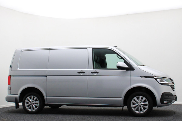 Volkswagen Transporter 2.0 TDI DSG L1H1 Highline 3-Zits, LED, ACC, Leer, Apple CarPlay, Camera, Standkachel, Trekhaak