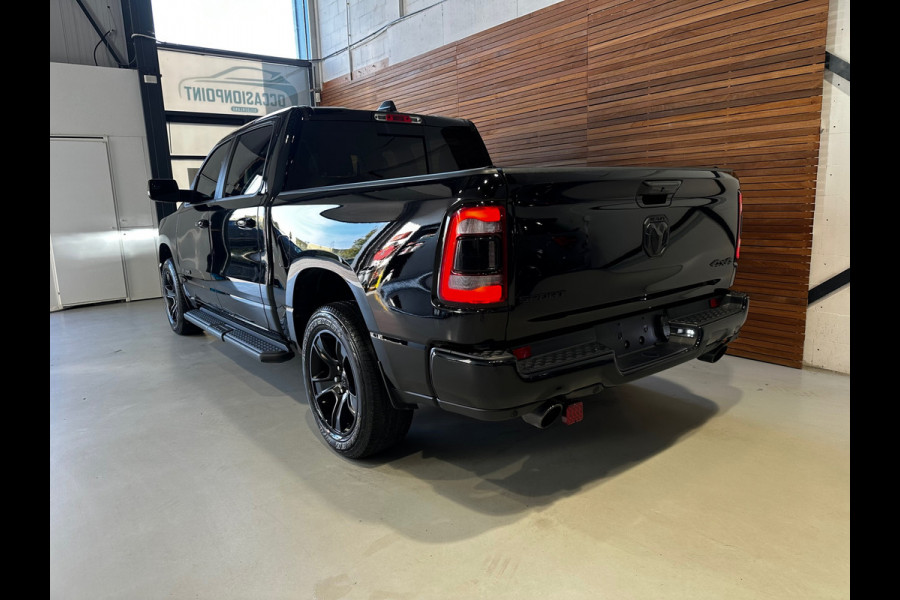 Dodge Ram 1500 5.7 V8 4x4 Crew Cab Sport | Full BLACK | Camera | ALPINE | Soft Cover | Apple Carplay | Cruise |