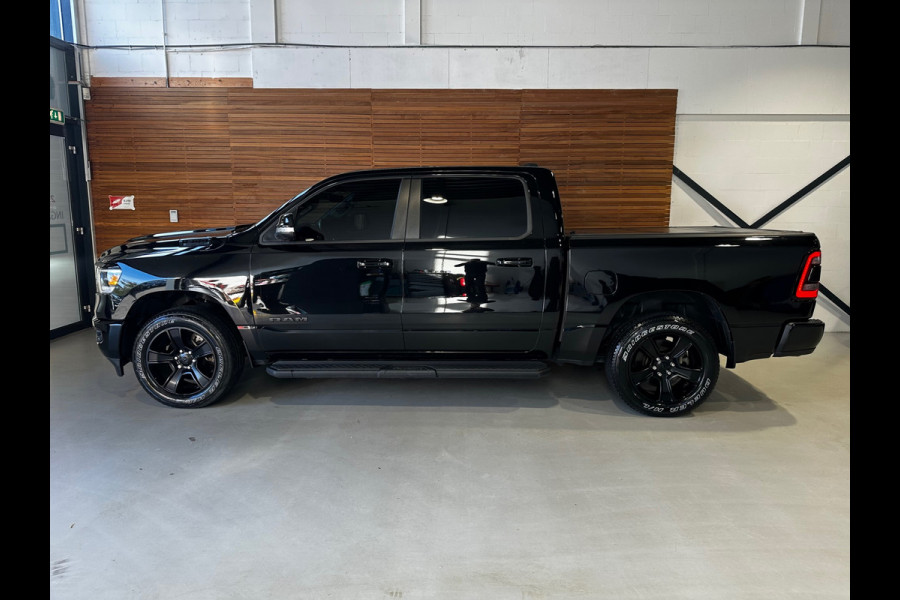 Dodge Ram 1500 5.7 V8 4x4 Crew Cab Sport | Full BLACK | Camera | ALPINE | Soft Cover | Apple Carplay | Cruise |