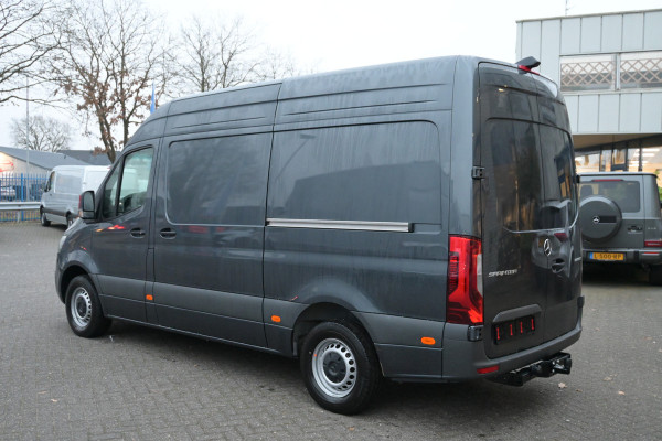 Mercedes-Benz Sprinter 319 CDI L2H2 Pro HD 3500 kg Trekhaak, Linker schuifdeur, LED koplampen, Geveerde stoel, Etc.