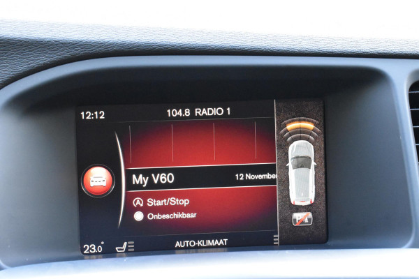 Volvo V60 T2 122PK Automaat Summum / Xenon / Leer / Donker getint glas / Navigatie /