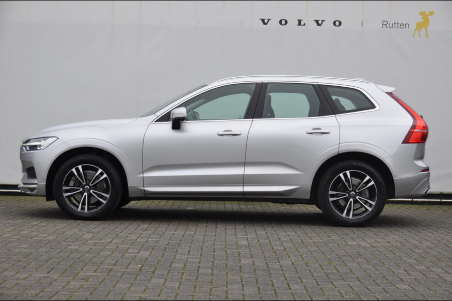 Volvo XC60 2.0 T5 Momentum / Semi-elektrisch inklapbare trekhaak / Apple carplay / Cruise control / Parkeersensoren achter / Lederen bekleding / Elektrische achterklep /