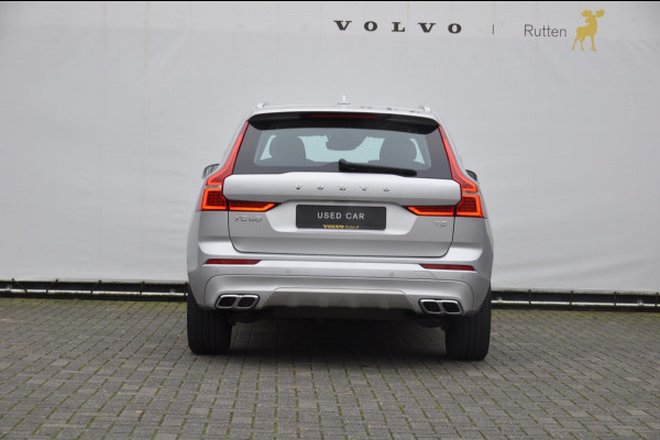 Volvo XC60 2.0 T5 Momentum / Semi-elektrisch inklapbare trekhaak / Apple carplay / Cruise control / Parkeersensoren achter / Lederen bekleding / Elektrische achterklep /