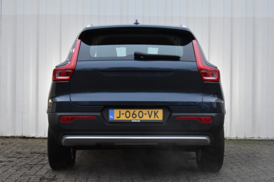 Volvo XC40 1.5 T2 Business Pro | 360 camera | sensoren voor&achter | Dealer onderhouden |