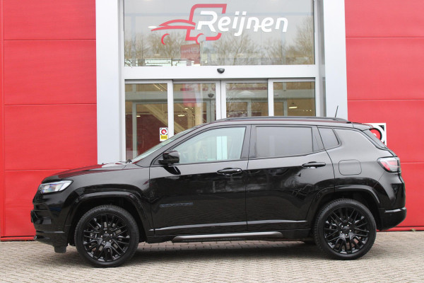 Jeep Compass 4xe SUMMIT 240PK PHEV AUTOMAAT | NAVIGATIE 10,25 "TOUCHSCREEN | APPLE CARPLAY/ANDROID AUTO | 360° CAMERA | DAB+ RADIO | CLIMATE CONTROL | 19"GLOSS BLACK LICHTMETALEN VELGEN | ADAPTIVE / CRUISE CONTROL | DIGITAAL INSTRUMENTENPANEEL | LEDEREN BEKLEDING | STOELVERWARMING / STOELKOELING | ELEKTRISCH VERSTELBARE BESTUURDERSSTOEL MET GEHEUGEN / BIJRIJDERSTOEL ELEKTRISCH VERSTELBAAR | ELEKTRISCH BEDIENBARE ACHTERKLEP | FULL LED KOPLAMPEN | LED MISTLAMPEN / BOCHTVERLICHTING | KEYLESS ENTRY & START | DRAADLOOS LADEN | DRAADLOOS APPLE CARPLAY |