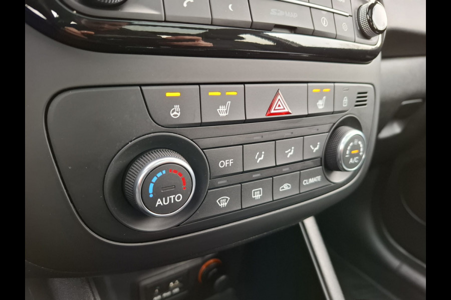 Kia Venga 1.6 CVVT ExecutiveLine Automaat | Panodak | Trekhaak Afneembaar | Navigatie | Acam | Cruise Control | Stoel & Stuurverwarming |