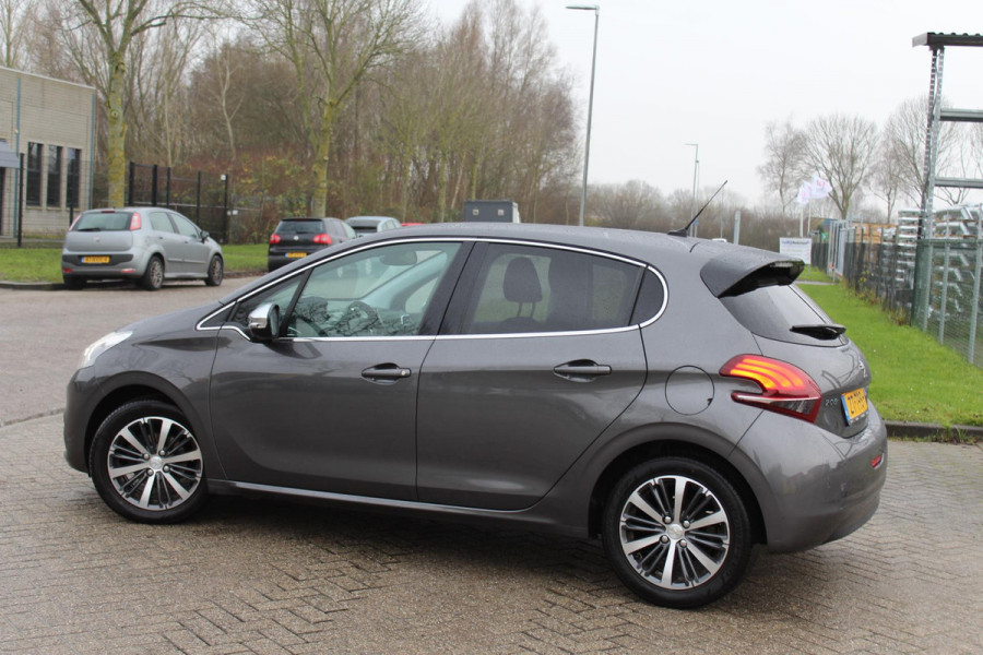 Peugeot 208 1.2 PureTech Allure 5 drs nap camera multimedia