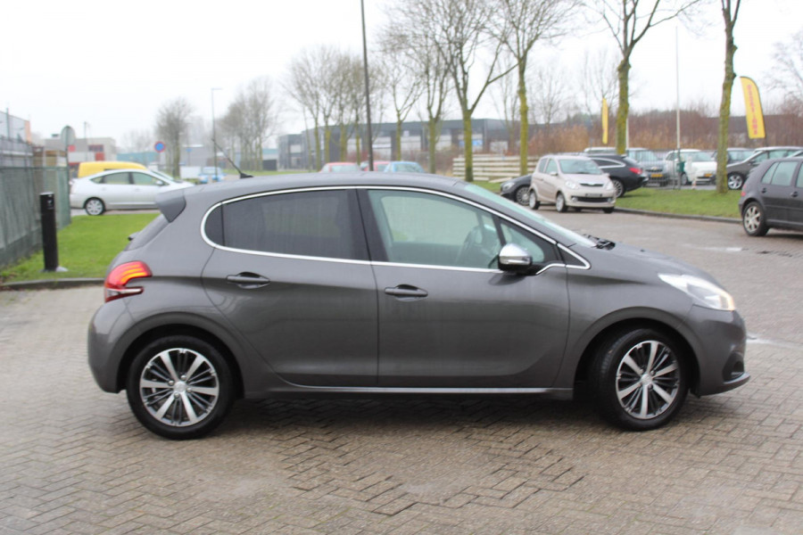 Peugeot 208 1.2 PureTech Allure 5 drs nap camera multimedia