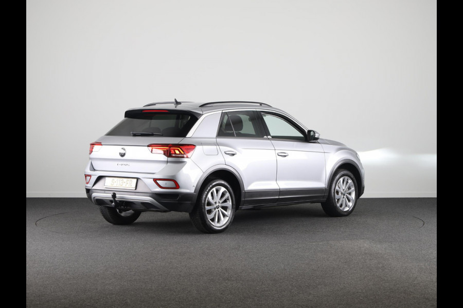 Volkswagen T-Roc 1.5 TSI Style 150 PK DSG (Automaat) | Verlengde garantie | Navigatie | Automatische airco | Parkeer camera |