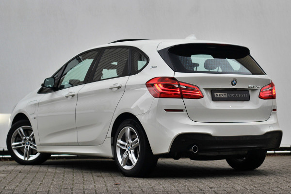 BMW 2 Serie Active Tourer 225xe iPerformance High Executive | M-sport | Pano | Camera | LED | Nwe. Accu