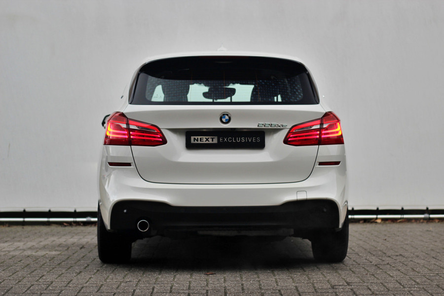 BMW 2 Serie Active Tourer 225xe iPerformance High Executive | M-sport | Pano | Camera | LED | Nwe. Accu