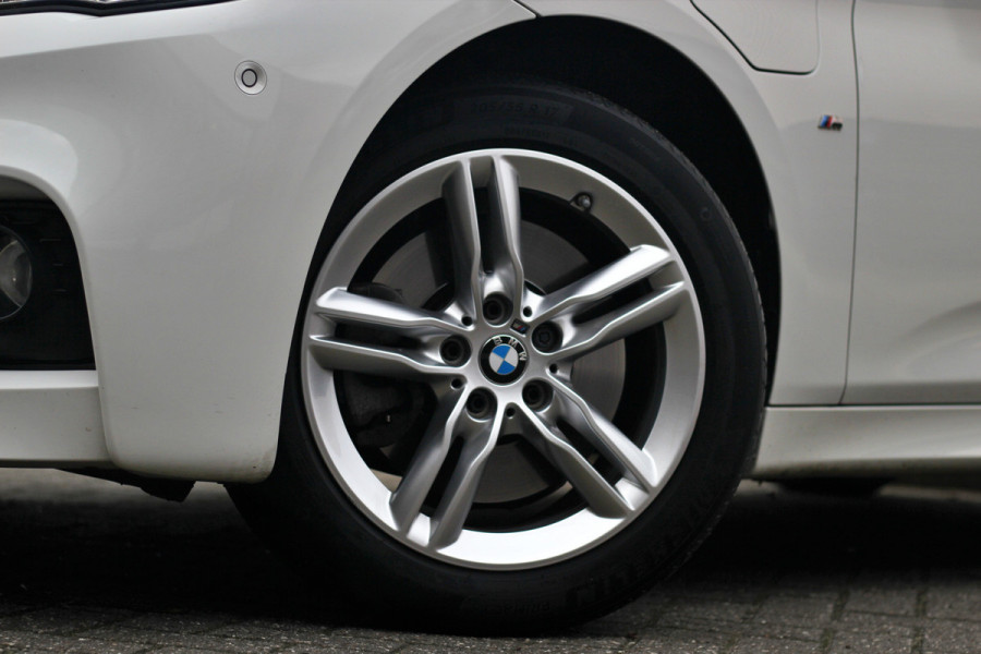 BMW 2 Serie Active Tourer 225xe iPerformance High Executive | M-sport | Pano | Camera | LED | Nwe. Accu