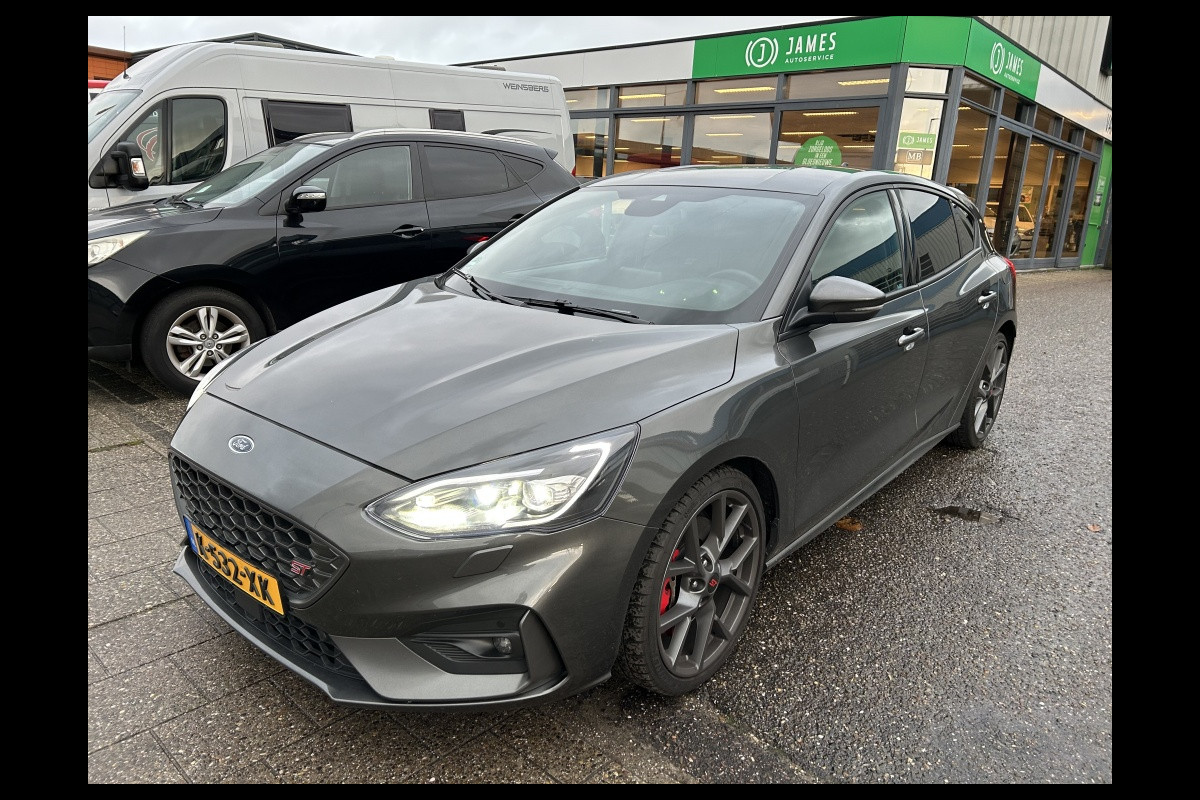 Ford Focus 2.3 EcoBoost ST-3