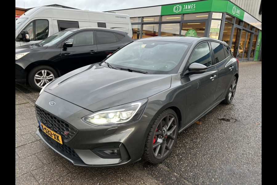 Ford Focus 2.3 EcoBoost ST-3