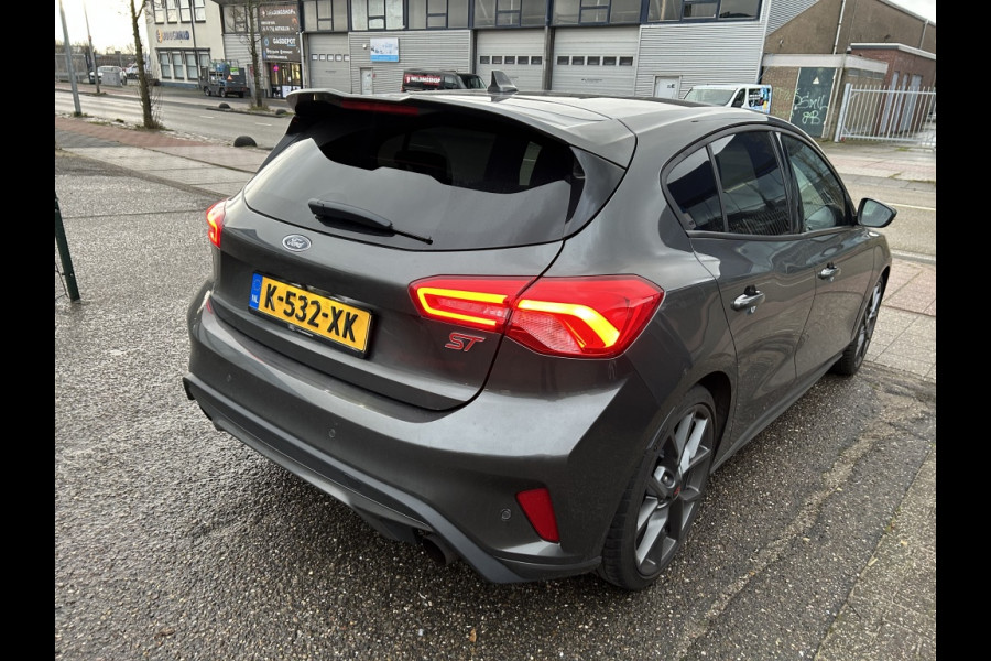 Ford Focus 2.3 EcoBoost ST-3