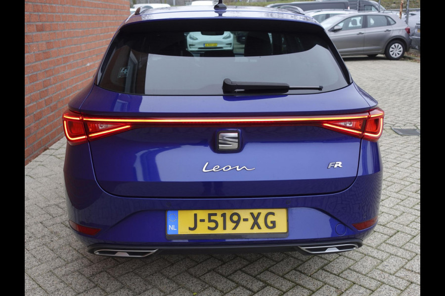 Seat Leon Sportstourer 1.5 eTSI FR Launch Edition Airco Adaptive Cruise Control Navi Virtual Cockpit Trekhaak Elektrisch