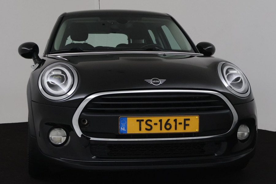 MINI Mini 1.5 One Pepper Automaat (NAVIGATIE, CLIMATE, CRUISE, PARKEERSENSOREN, LED, NL-AUTO, DEALER ONDERHOUDEN)