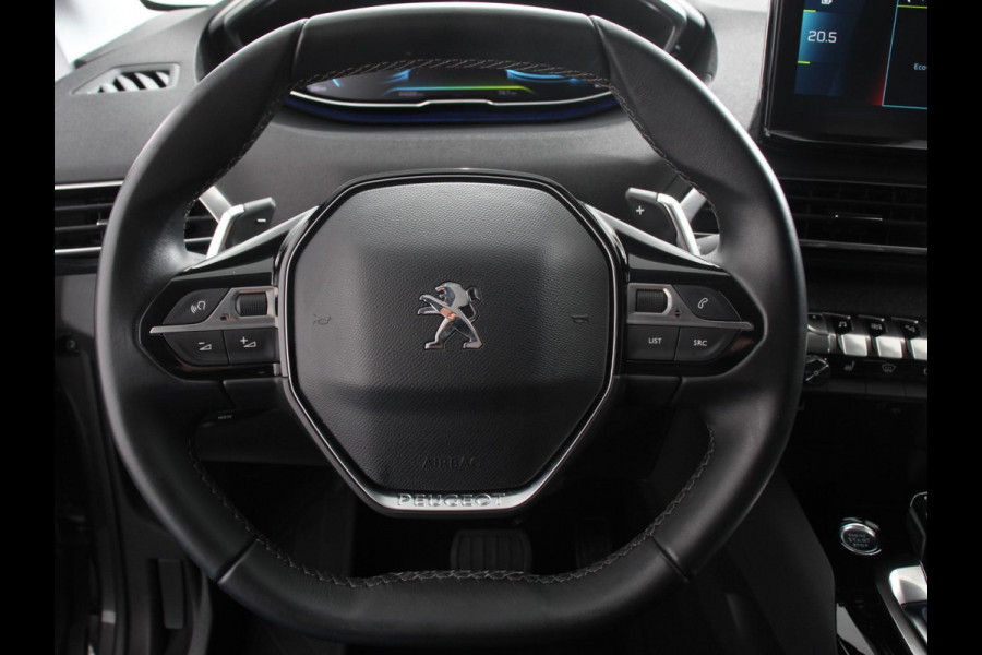 Peugeot 3008 1.6 HYbrid 225 Allure | Stoelverwarming voor | Climate control | Achteruitrij camera | LED | Apple Carplay/ Andriod Auto | Parkeersensoren | Cruise control | Rijstrook assist