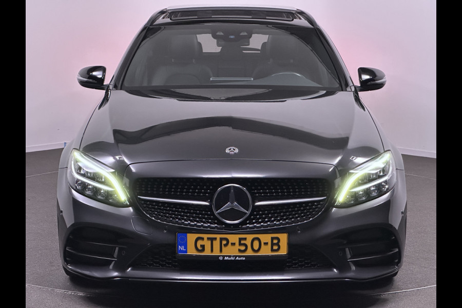 Mercedes-Benz C-Klasse Estate 300 e AMG Line Plug in Hybrid 320pk PHEV | Panodak | Luchtvering | Lederen Alcantara Sportstoelen Verwarmd | Burmester Audio | Adaptive Cruise | Navigatie | Apple Carplay |