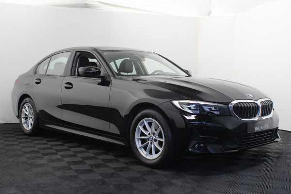 BMW 3 Serie 318i Executive Edition |Navi|Camera|Leder|