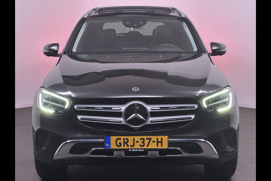 Mercedes-Benz GLC 300e 4MATIC Premium Plus Plug in Hybrid 320pk PHEV | Lederen Sportstoelen | Panodak |  Head up Display | Burmester | Sfeerverlichting | Carplay | Navigatie | 360 Camera |